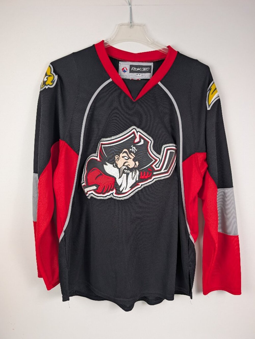 Portland Pirates Buffalo Sabres affilate jersey - Large